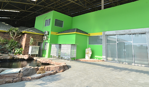 Gedung pabrik PT Supracor Sejahtera di Mojokerto